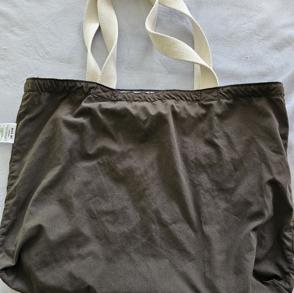 Miss Me Large Tote - Picture 7 of 9